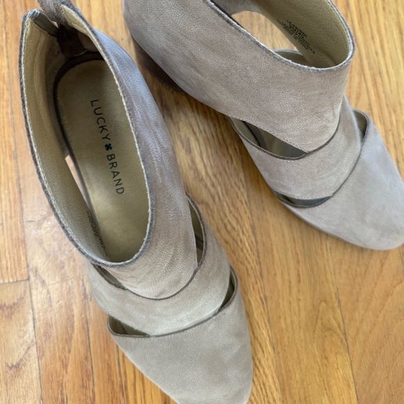 Lucky Brand Heeled Ankle Boots - Picture 2 of 5